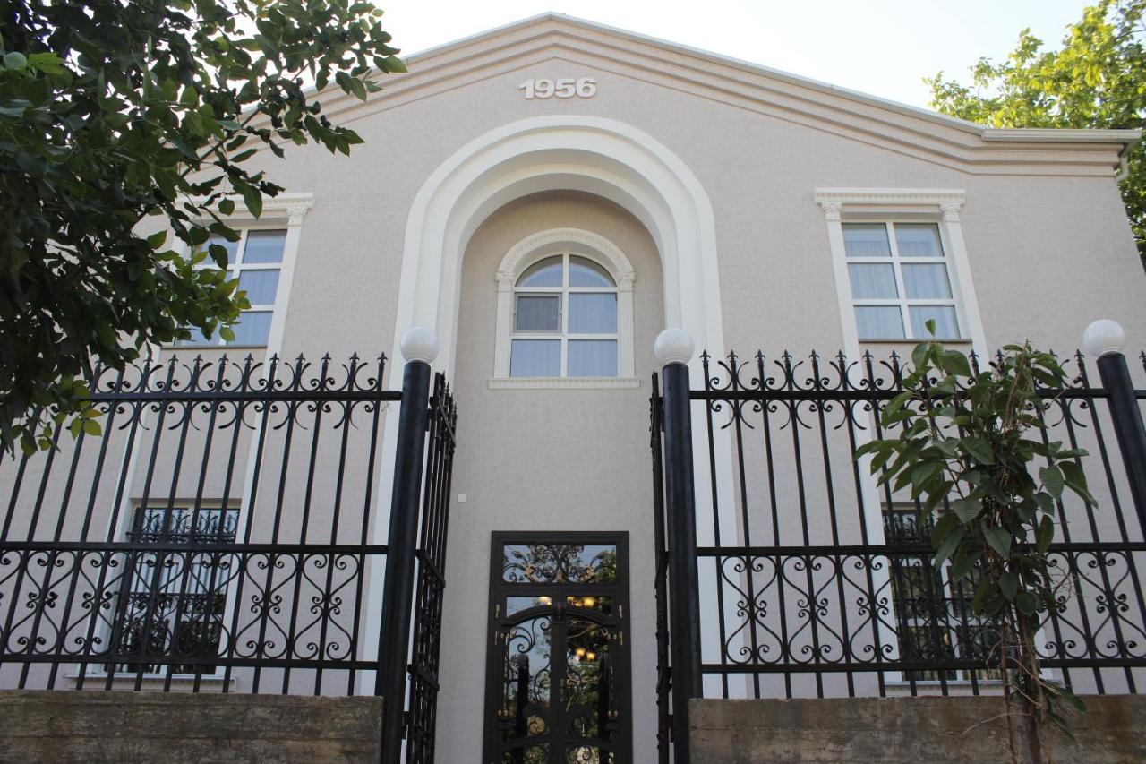 Kok-Art Hotel Jalal-Abad Kültér fotó