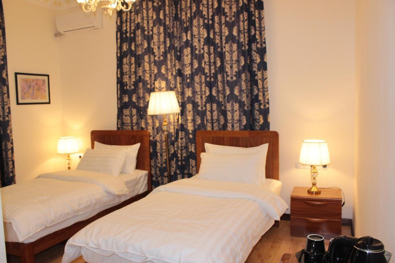 Kok-Art Hotel Jalal-Abad Kültér fotó
